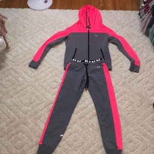 VICTORIA SECRET PINK SWEAT SUIT
